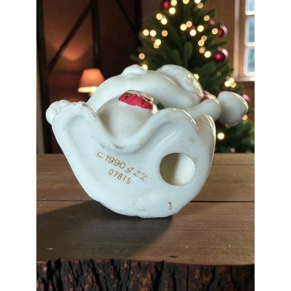 Vintage Lefton Christmas 1990 (1) White Cat Kitten Figurines. About 2